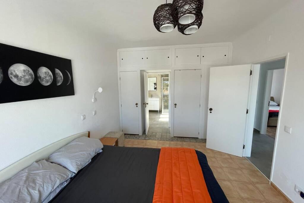 Spacious Villa. Large Rooftop. 4 Bedroom Sleeps 8 Alvor Exterior photo